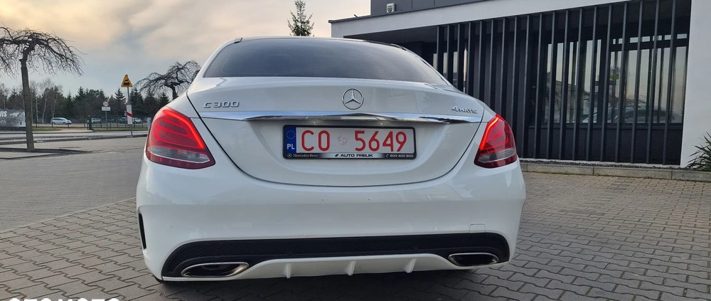 Mercedes-Benz Klasa C cena 99900 przebieg: 133580, rok produkcji 2017 z Toruń małe 407